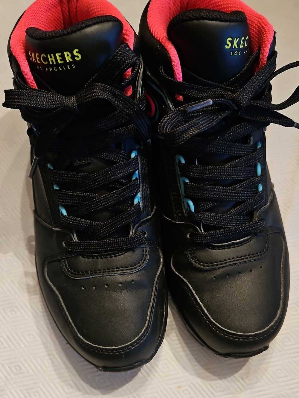 Skechers Black Sneakers with Pink Lining and Aqua Eyelets